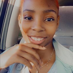 Meet your Posher, Marketia